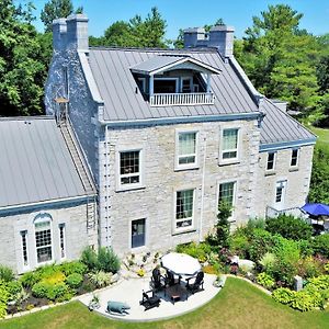 All Suites Whitney Manor